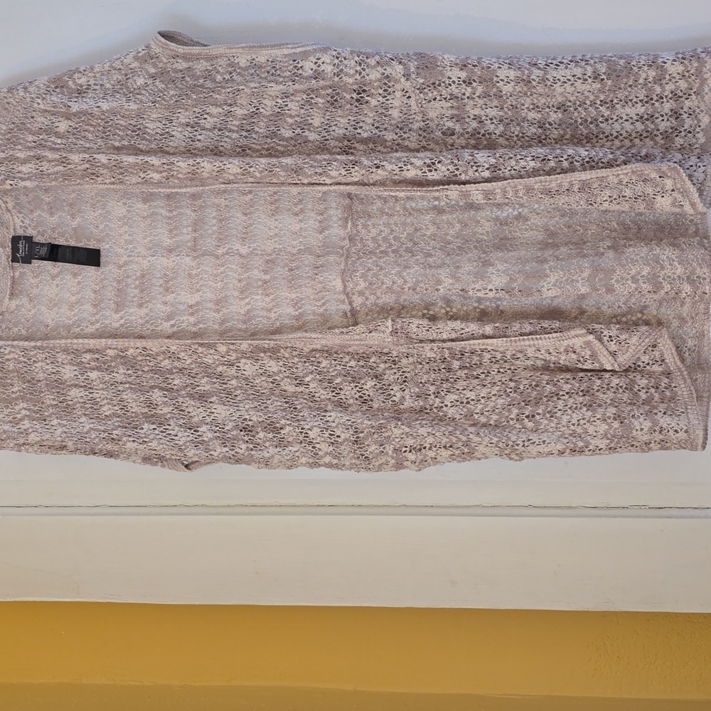 Chicos tan & ivory lightweight sweater vest